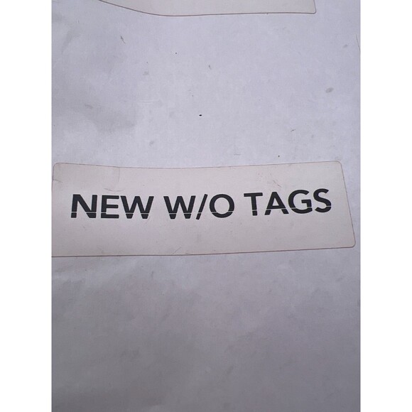 Chanel Ombre Essentielle Multi Use Long Wearing 228 Rose Charnel Eyeshadow 2.2G - Picture 8 of 9